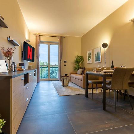 Modern & Bright 2 Bedroom Flat 50M From M4 Stop Milán Exteriér fotografie