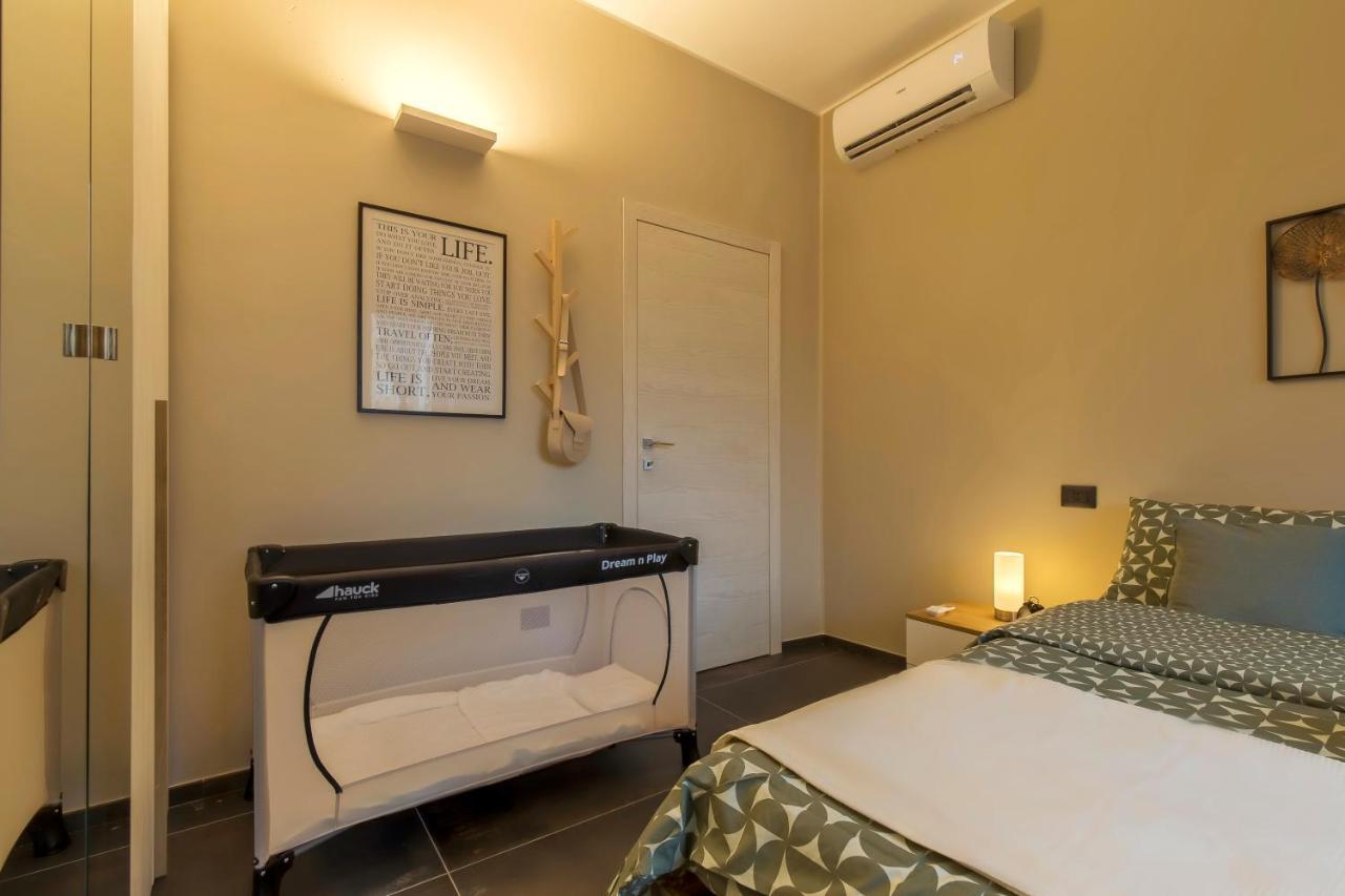 Modern & Bright 2 Bedroom Flat 50M From M4 Stop Milán Exteriér fotografie