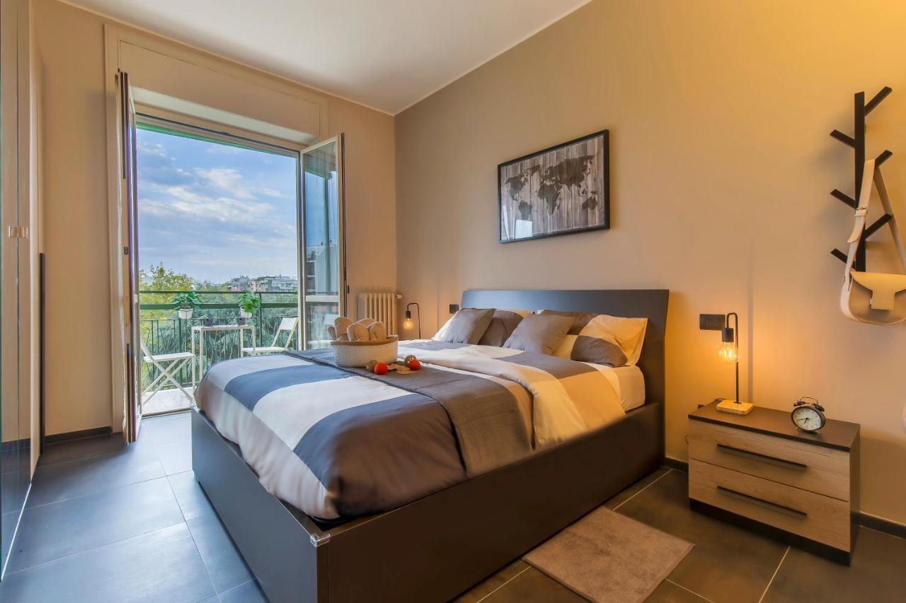 Modern & Bright 2 Bedroom Flat 50M From M4 Stop Milán Exteriér fotografie
