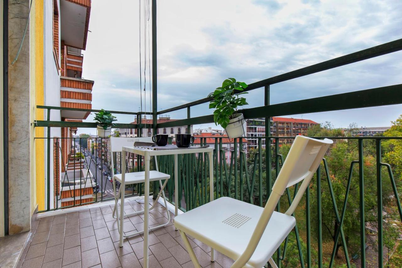 Modern & Bright 2 Bedroom Flat 50M From M4 Stop Milán Exteriér fotografie